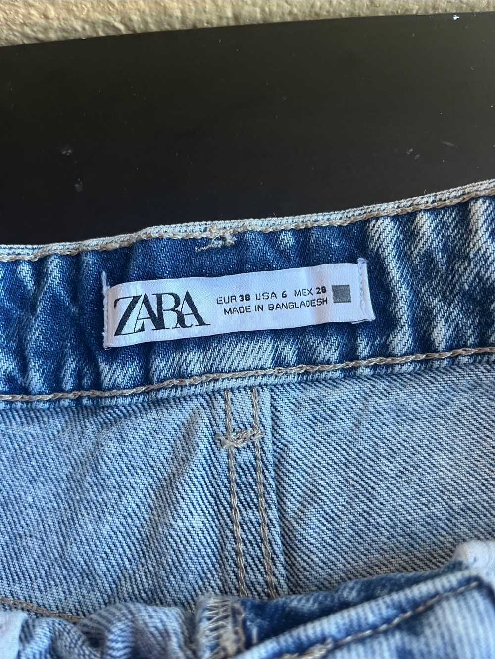 Zara Blue Ripped Denim Shorts - Picture 3 of 3